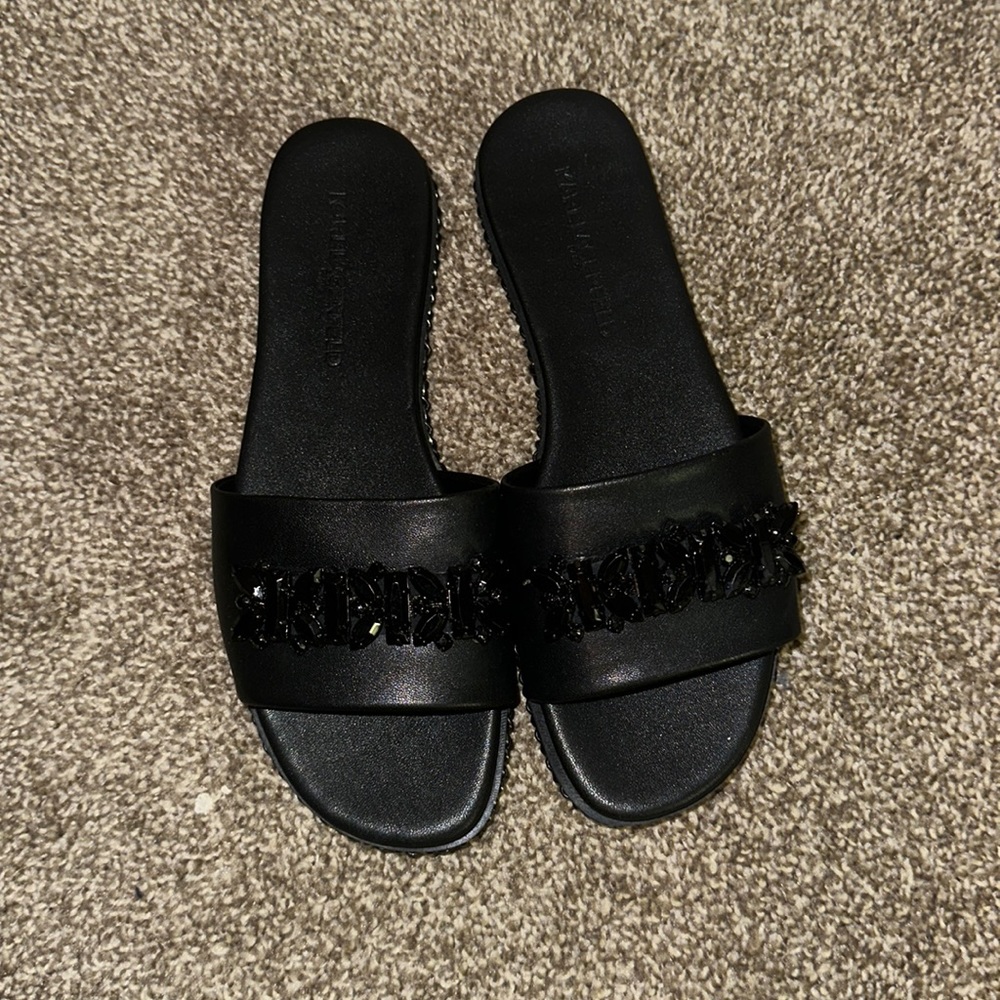 New, never worn Karl Lagerfeld size 7 women